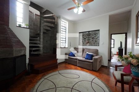 Sala de TV de casa à venda com 3 quartos, 240m² em Vila Mariana, São Paulo