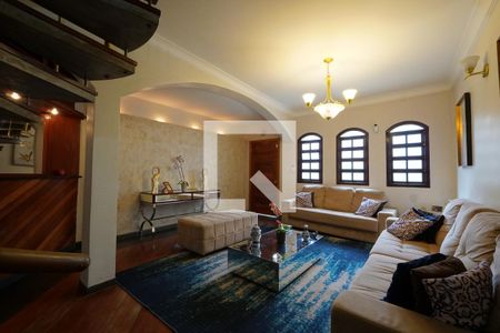 Sala de casa à venda com 3 quartos, 240m² em Vila Mariana, São Paulo