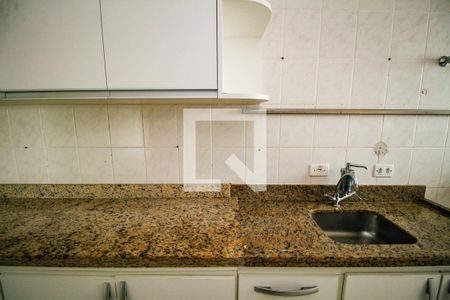 Cozinha de apartamento para alugar com 2 quartos, 80m² em Aviação, Praia Grande