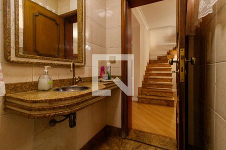 Lavabo de casa para alugar com 2 quartos, 118m² em Parque Novo Mundo, São Paulo