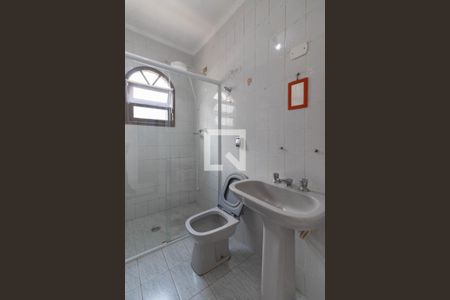 Banheiro Suíte 1 de casa para alugar com 2 quartos, 159m² em Parque Cisper, São Paulo