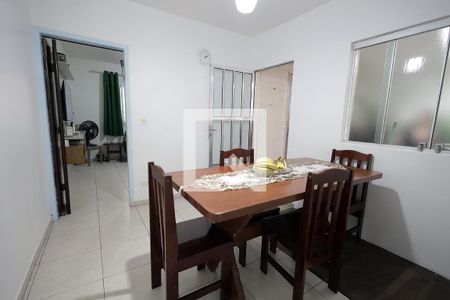 Casa à venda com 3 quartos, 134m² em Parque Erasmo Assunção, Santo André