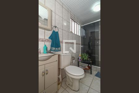 Banheiro da Suíte de casa à venda com 3 quartos, 160m² em Costa E Silva, Porto Alegre