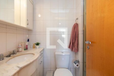 Banheiro de apartamento à venda com 1 quarto, 43m² em Centro Histórico, Porto Alegre