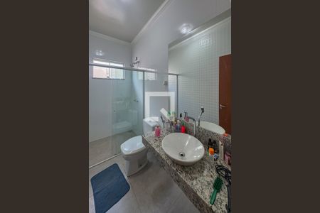 Casa à venda com 3 quartos, 173m² em Colonial, Contagem