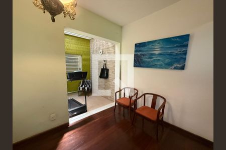 Casa à venda com 4 quartos, 280m² em Serra, Belo Horizonte