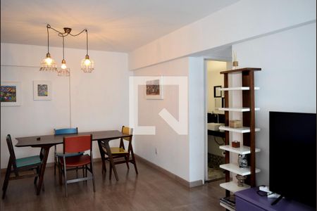 Sala de apartamento para alugar com 2 quartos, 82m² em Vila Madalena, São Paulo