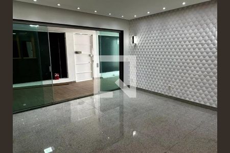 Casa para alugar com 3 quartos, 343m² em Ouro Preto, Belo Horizonte