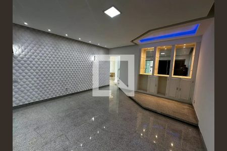 Casa para alugar com 3 quartos, 343m² em Ouro Preto, Belo Horizonte
