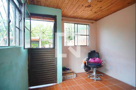 Sala 1 de casa para alugar com 2 quartos, 60m² em Morro Santana, Porto Alegre