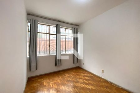 Apartamento para alugar com 2 quartos, 70m² em Funcionários, Belo Horizonte