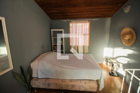Quarto 1 de casa de condomínio à venda com 2 quartos, 36m² em Guarujá, Porto Alegre