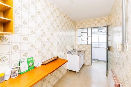 Cozinha  de apartamento para alugar com 1 quarto, 70m² em Vila Ipiranga, Porto Alegre