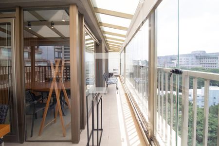 Apartamento para alugar com 1 quarto, 89m² em Cerqueira César, São Paulo