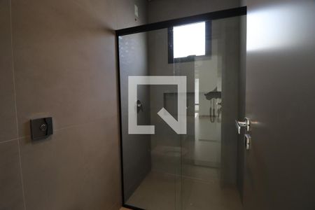 Banheiro Social de casa de condomínio para alugar com 3 quartos, 312m² em Nova Uberlândia, Uberlândia