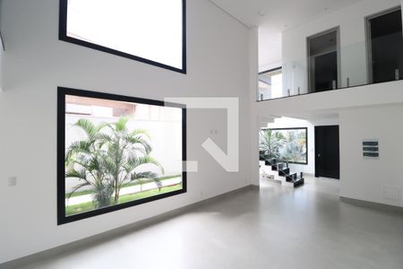 Sala de casa de condomínio para alugar com 3 quartos, 312m² em Nova Uberlândia, Uberlândia