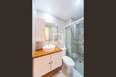 Banheiro  de apartamento para alugar com 3 quartos, 62m² em Vila Homero Thon, Santo André