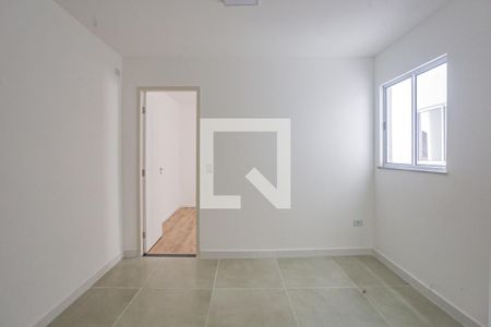 Sala e cozinha  de apartamento para alugar com 1 quarto, 33m² em Cursino, São Paulo