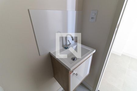 Banheiro  de apartamento para alugar com 1 quarto, 33m² em Cursino, São Paulo