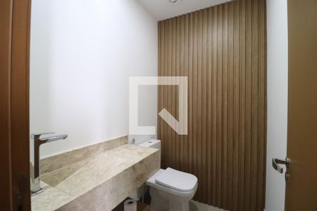 Lavabo de apartamento para alugar com 3 quartos, 115m² em Jardim Karaíba, Uberlândia