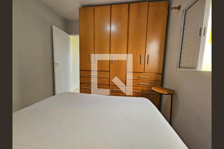 Quarto 2 de casa à venda com 3 quartos, 200m² em Jardim Monte Azul, São Paulo
