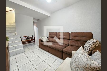 Sala de casa à venda com 3 quartos, 200m² em Jardim Monte Azul, São Paulo