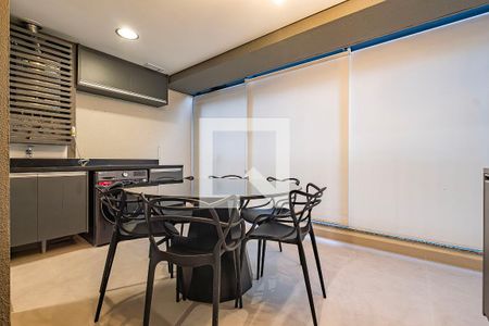 Varanda de apartamento à venda com 2 quartos, 103m² em Pinheiros, São Paulo