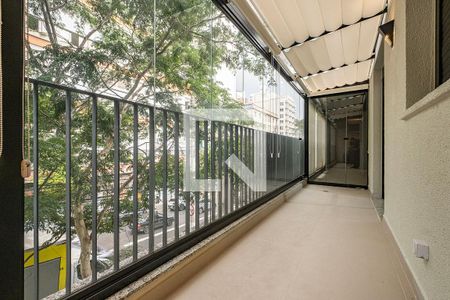 Varanda de apartamento à venda com 2 quartos, 103m² em Pinheiros, São Paulo