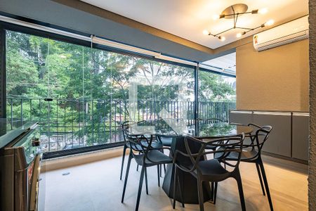 Varanda de apartamento à venda com 2 quartos, 103m² em Pinheiros, São Paulo