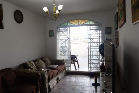 Sala de casa à venda com 2 quartos, 210m² em Jardim Angela (zona Leste), São Paulo