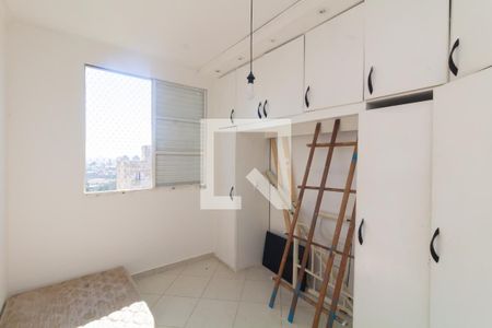 Quarto 1 de apartamento para alugar com 2 quartos, 54m² em Vila Carmosina, São Paulo