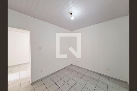 Quarto 2 de casa para alugar com 2 quartos, 50m² em Chora Menino, São Paulo