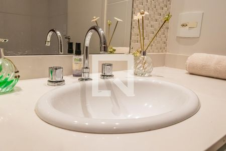 Banheiro 1 de apartamento para alugar com 2 quartos, 180m² em Tamboré, Barueri