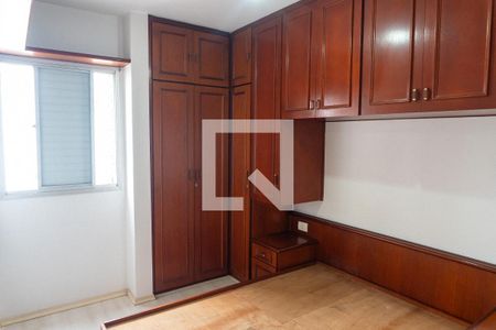 Quarto 2 de apartamento para alugar com 2 quartos, 49m² em Vila Guarani, São Paulo