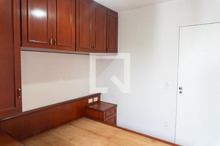 Quarto 2 de apartamento para alugar com 2 quartos, 49m² em Vila Guarani, São Paulo