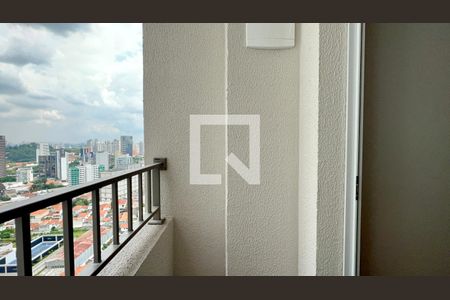 Sacada de kitnet/studio para alugar com 1 quarto, 25m² em Pinheiros, São Paulo