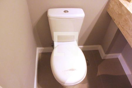 Lavabo de apartamento para alugar com 4 quartos, 175m² em Gonzaga, Santos