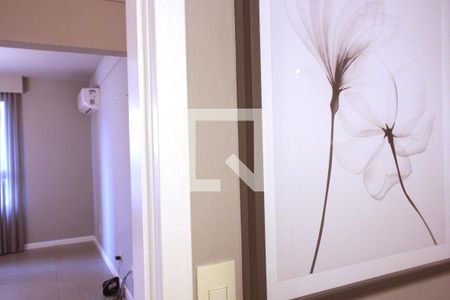 Lavabo de apartamento para alugar com 4 quartos, 175m² em Gonzaga, Santos