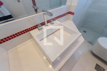 Banheiro da Suíte 1 de apartamento para alugar com 2 quartos, 126m² em Liberdade, São Paulo