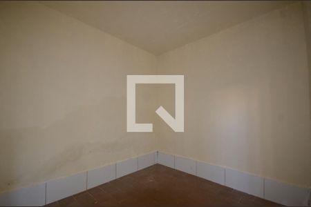 Quarto de casa para alugar com 1 quarto, 30m² em Marechal Hermes, Rio de Janeiro