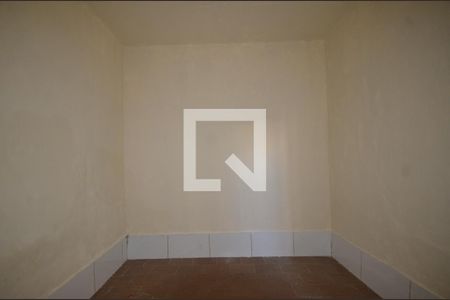 Quarto de casa para alugar com 1 quarto, 30m² em Marechal Hermes, Rio de Janeiro