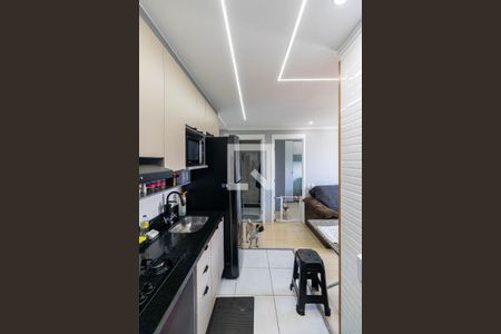 Sala/Cozinha/Área de Serviço  de apartamento à venda com 2 quartos, 37m² em Jardim Helena, São Paulo