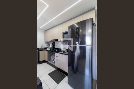 Sala/Cozinha/Área de Serviço  de apartamento à venda com 2 quartos, 37m² em Jardim Helena, São Paulo
