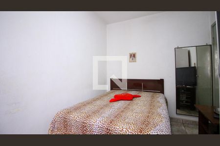 Quarto 1 de casa à venda com 2 quartos, 100m² em Jardim Grimaldi, São Paulo