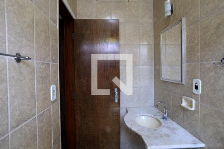 Banheiro da Suíte de apartamento para alugar com 3 quartos, 280m² em Cachoeirinha, Belo Horizonte