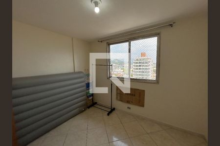 Quarto 1 de apartamento para alugar com 2 quartos, 90m² em Vila Valqueire, Rio de Janeiro