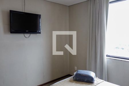 Quarto 1 de apartamento para alugar com 1 quarto, 32m² em Vila Osasco, Osasco