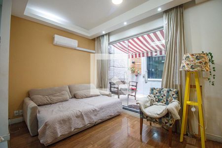 Sala de apartamento à venda com 2 quartos, 65m² em Tijuca, Rio de Janeiro
