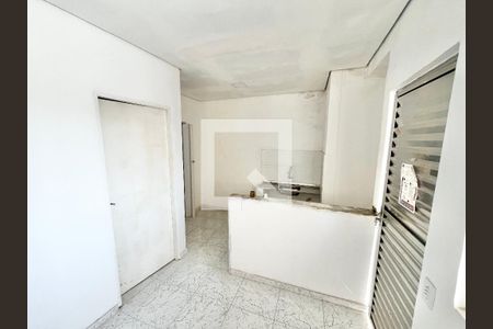 Sala/Cozinha de kitnet/studio para alugar com 1 quarto, 35m² em Jardim Primavera, São Paulo