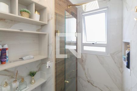 Banheiro de apartamento à venda com 2 quartos, 43m² em Vila Guilherme, São Paulo